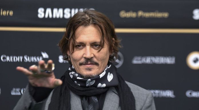Johnny Depp Urges Fans to ‘Remain Cautious’ as His Team Works to ‘Combat’ Fake Social Media Accounts